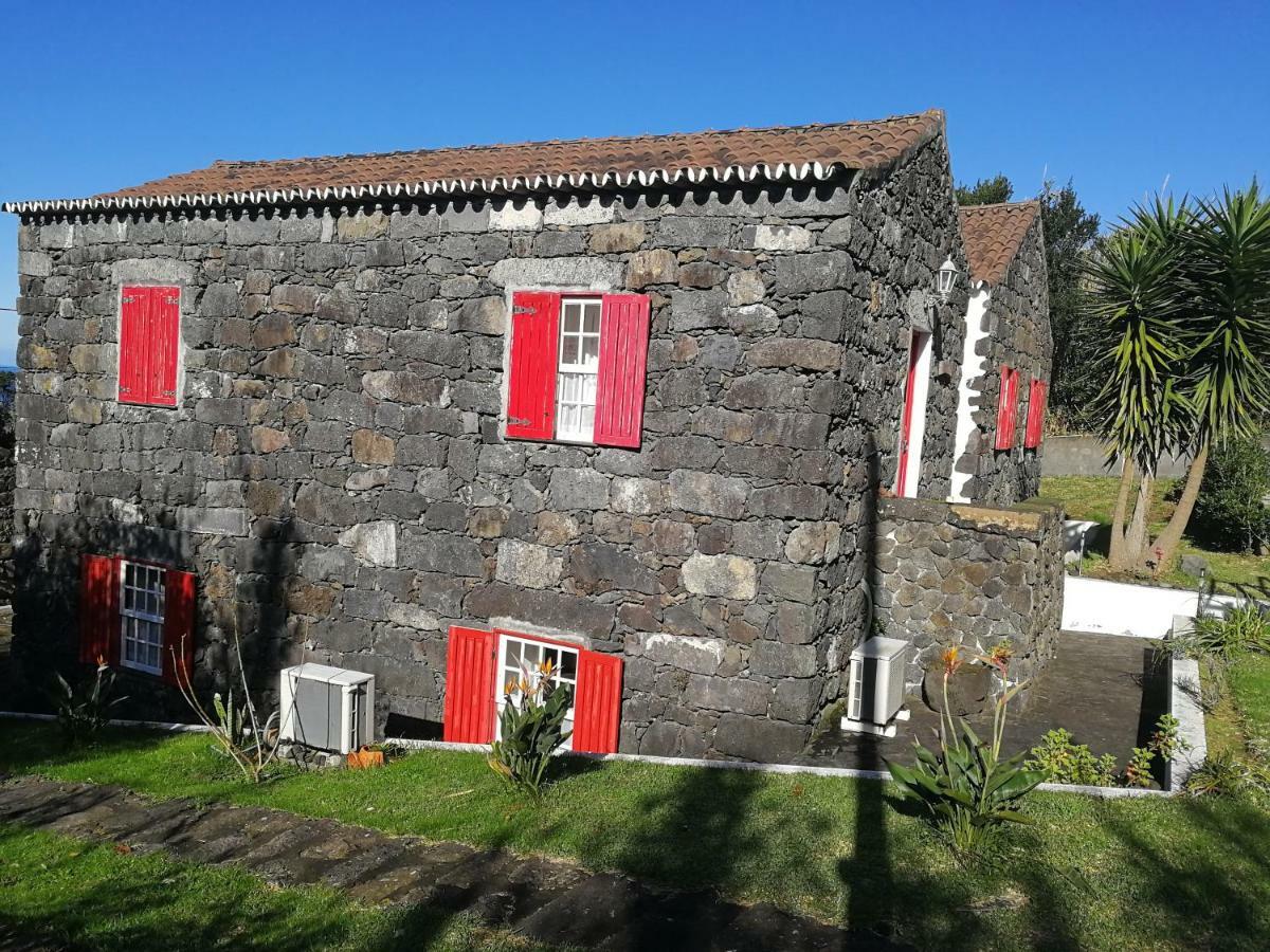Hostal Casal Do Vulcao Capelo Exterior foto